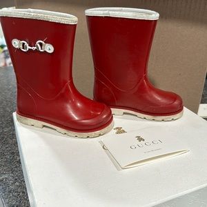 Gucci water boots